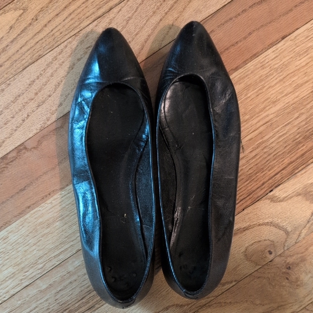 Black Leather Women's Flats